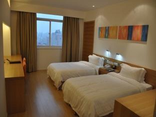 Wisdom Hotel 3*